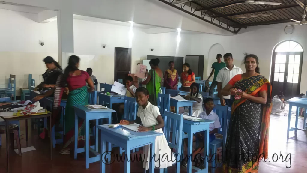 Skolan i Welimada, Sri Lanka