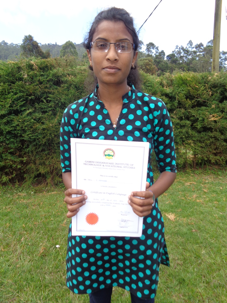 Flicka fått jobb Sri Lanka